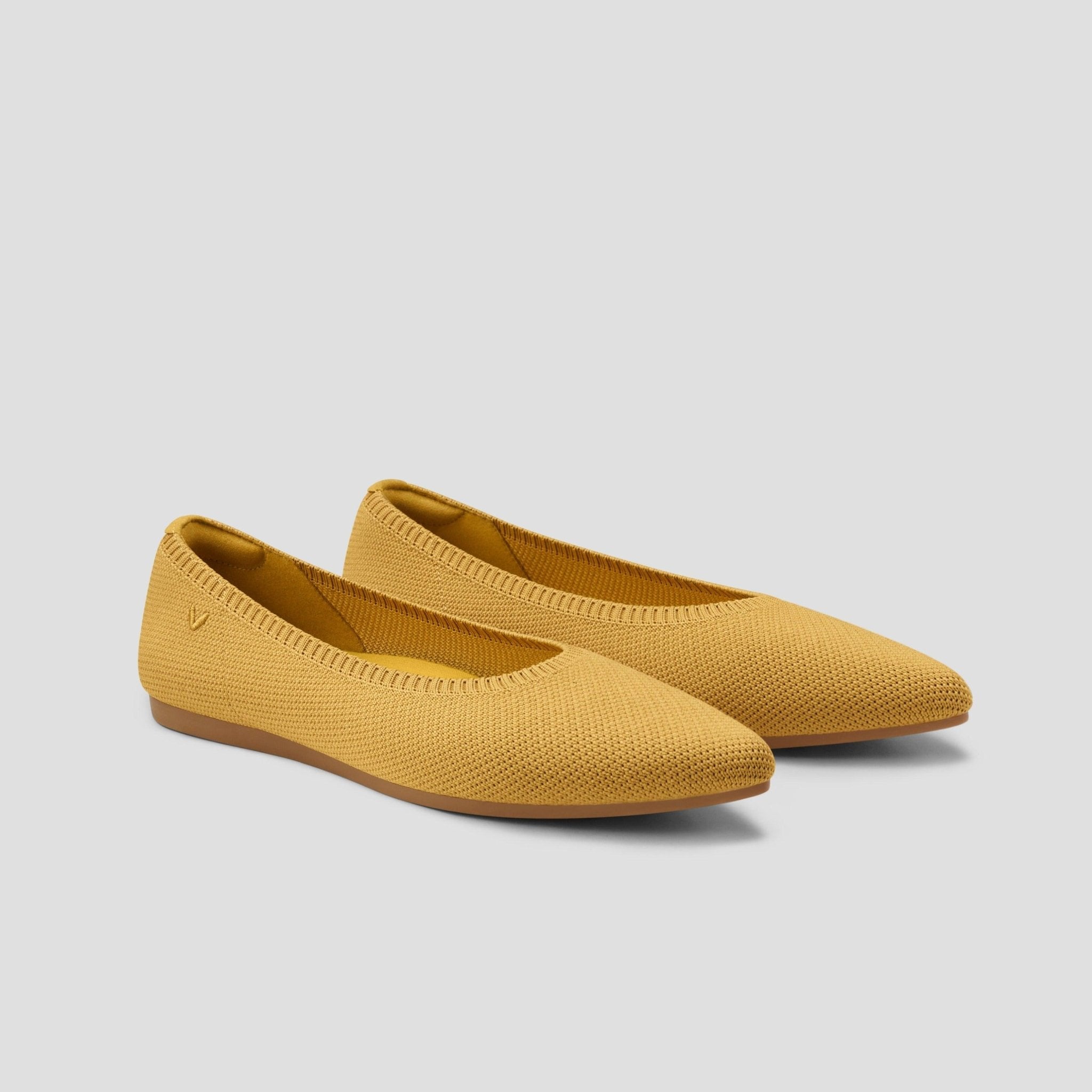 [Aria 5°] Pointed toe flat shoes