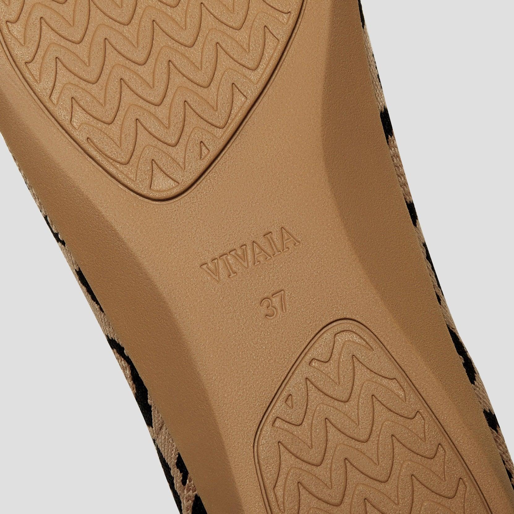 [Tamia Walker] Almond Toe Ultra-Lightweight Thick Sole Flat Shoes