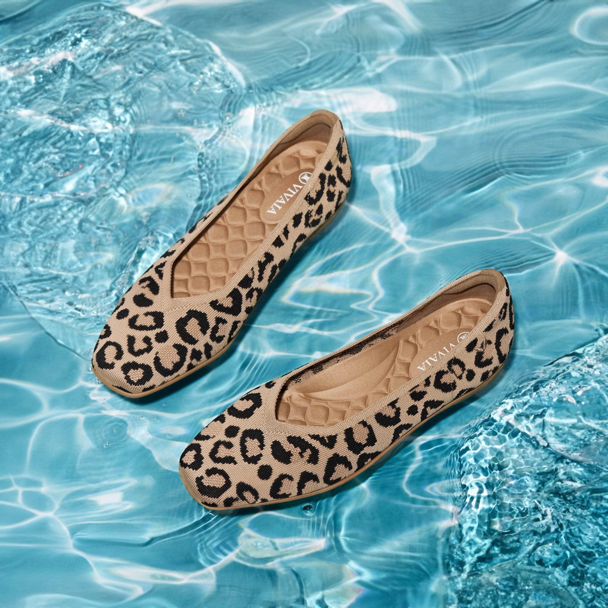 [Margot Walker] Square toe ultra-lightweight thick sole flat shoes
