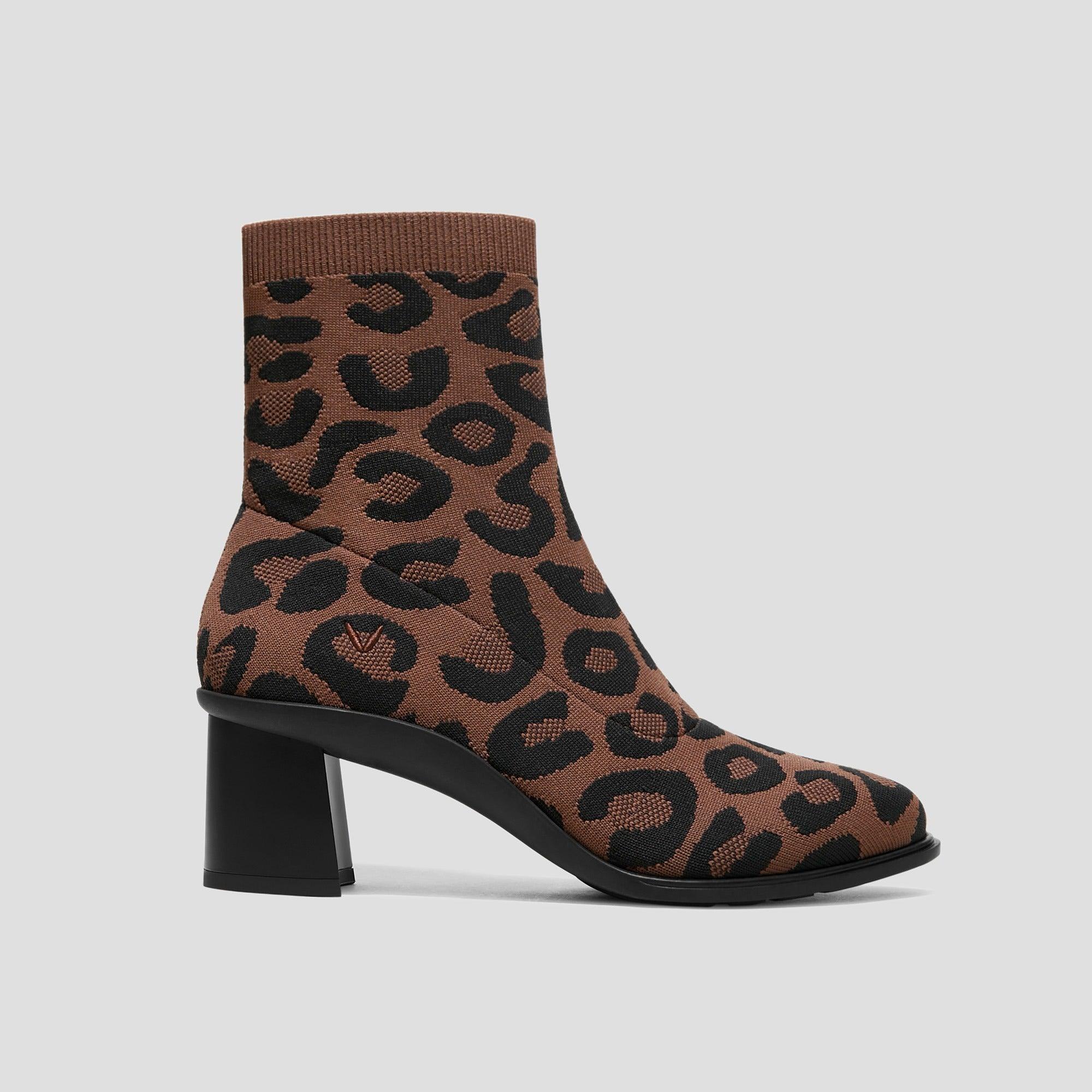 [AMANDA] Almond toe, water-repellent, running heel boots