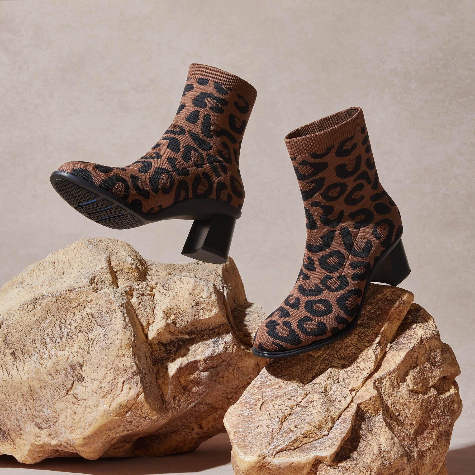 [AMANDA] Almond toe, water-repellent, running heel boots