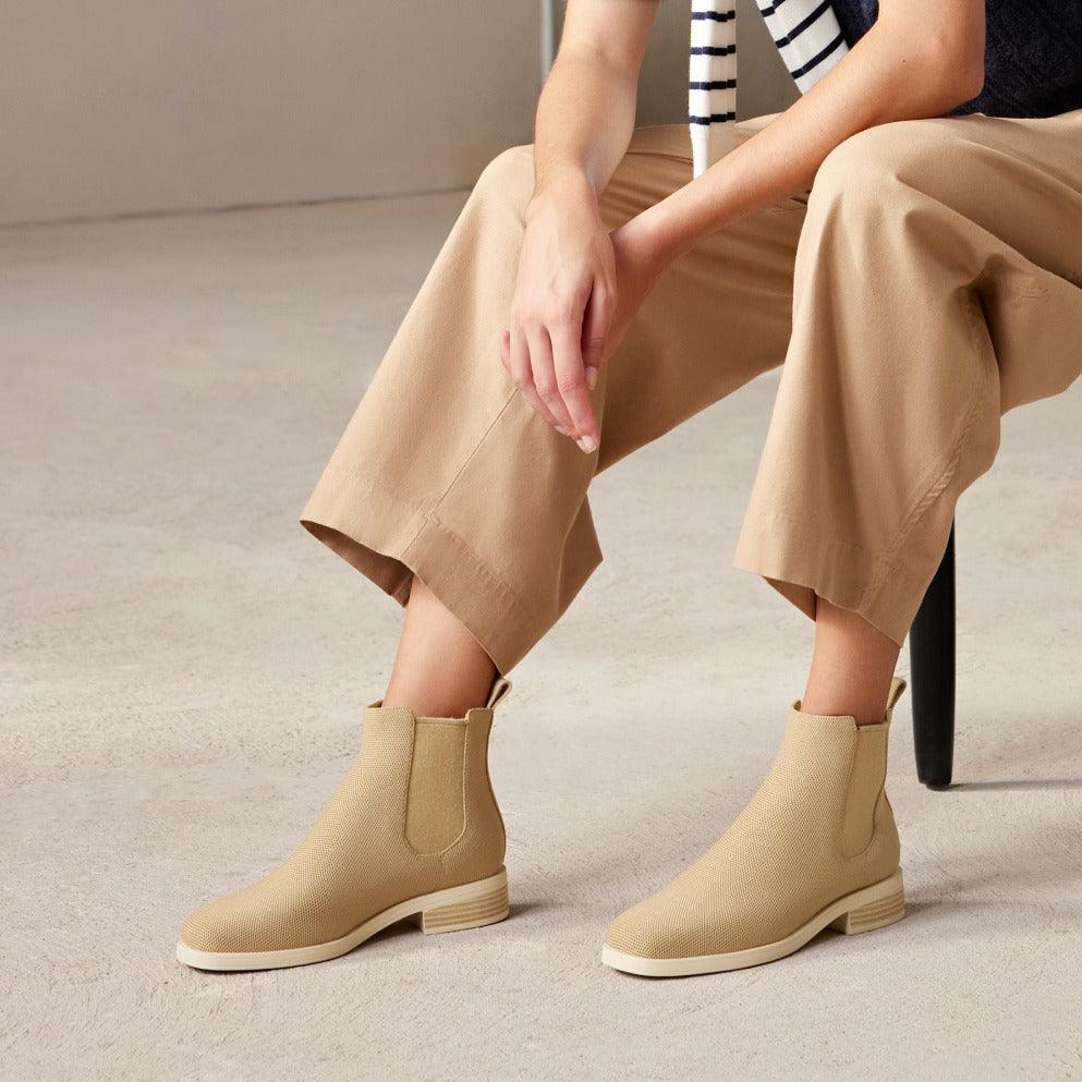 [Clara] Square toe Water-repellent Ankle Chelsea Boots
