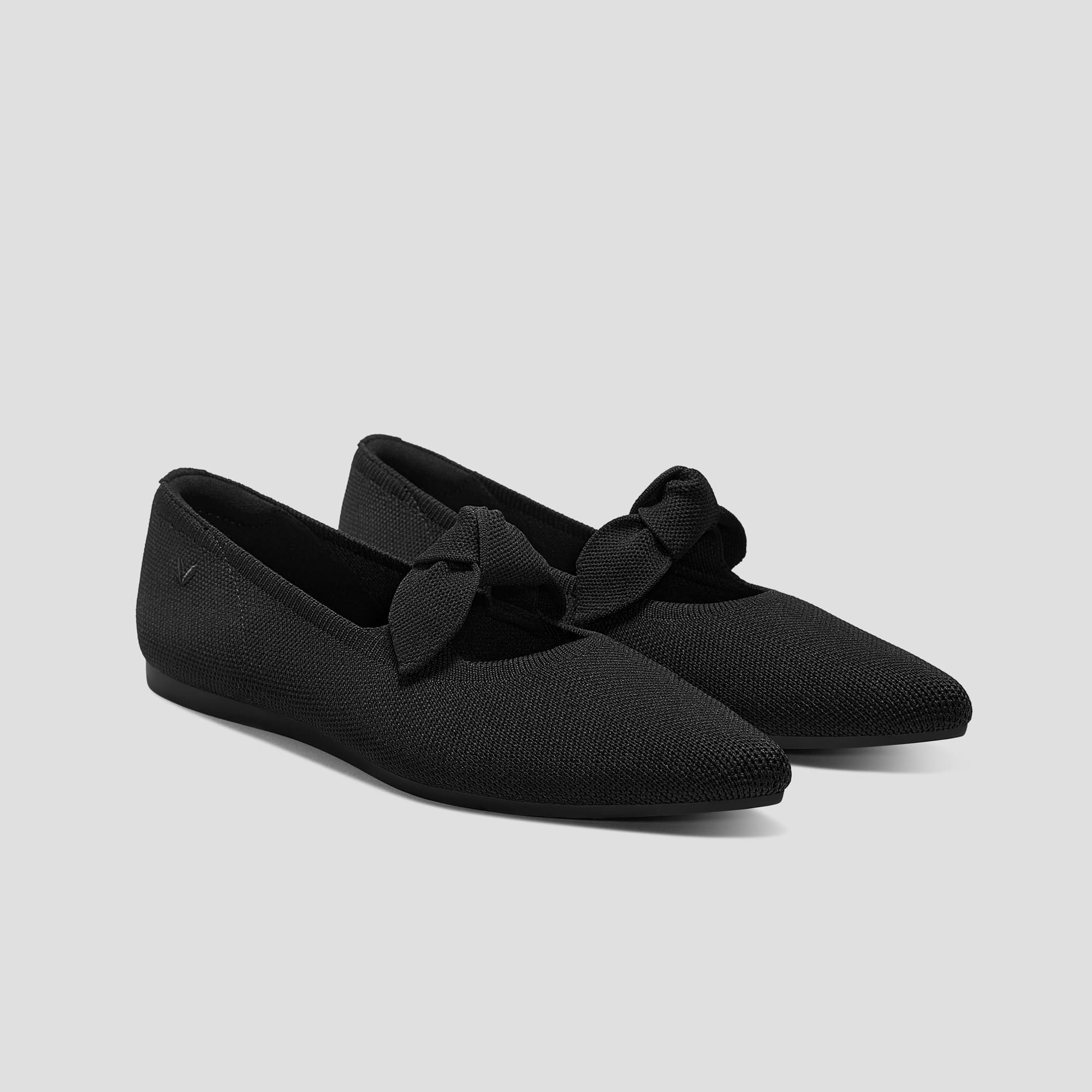 [Addriane] Pointed toe flat shoes with ribbon