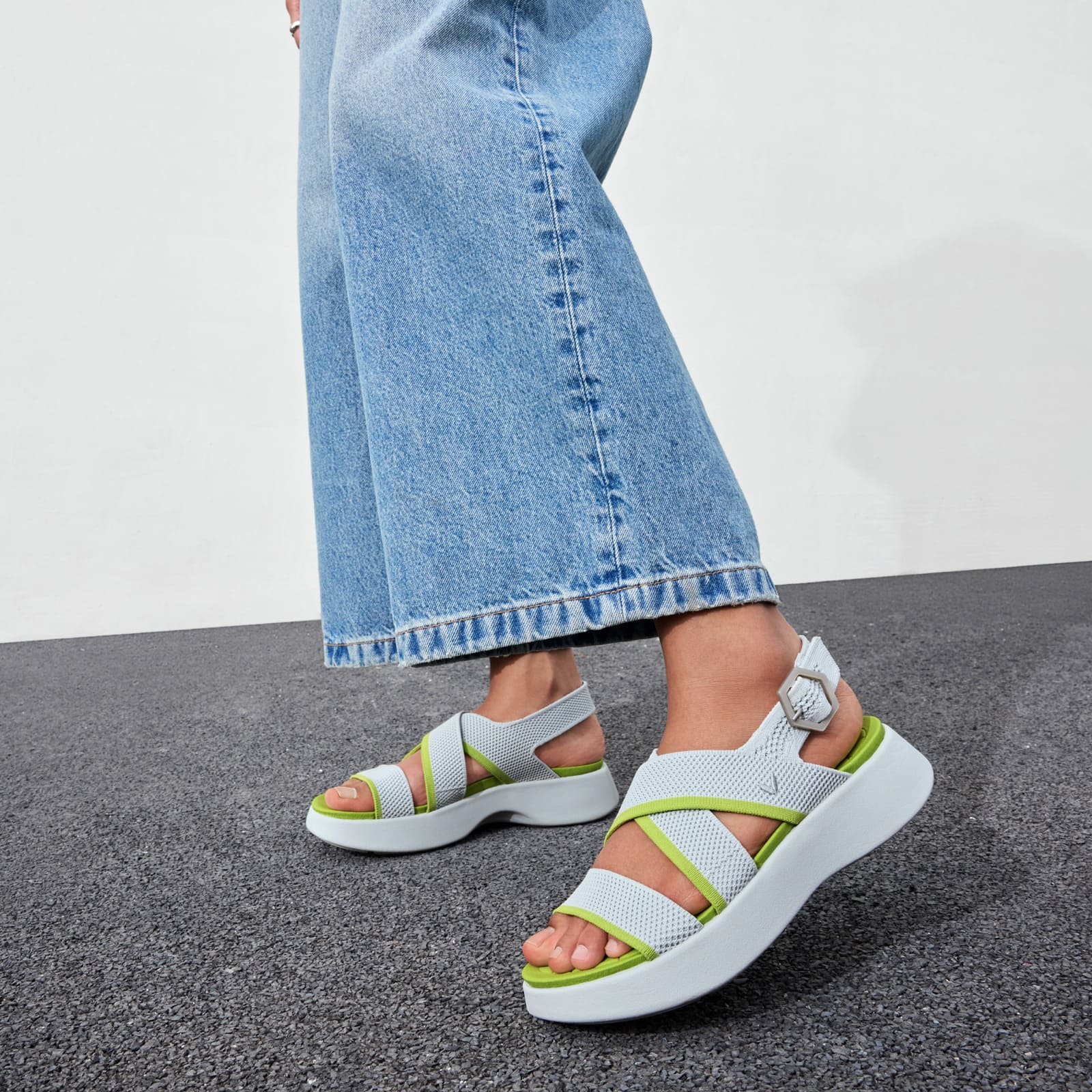 [Kathy] AdaptAll™ Sports Sandals