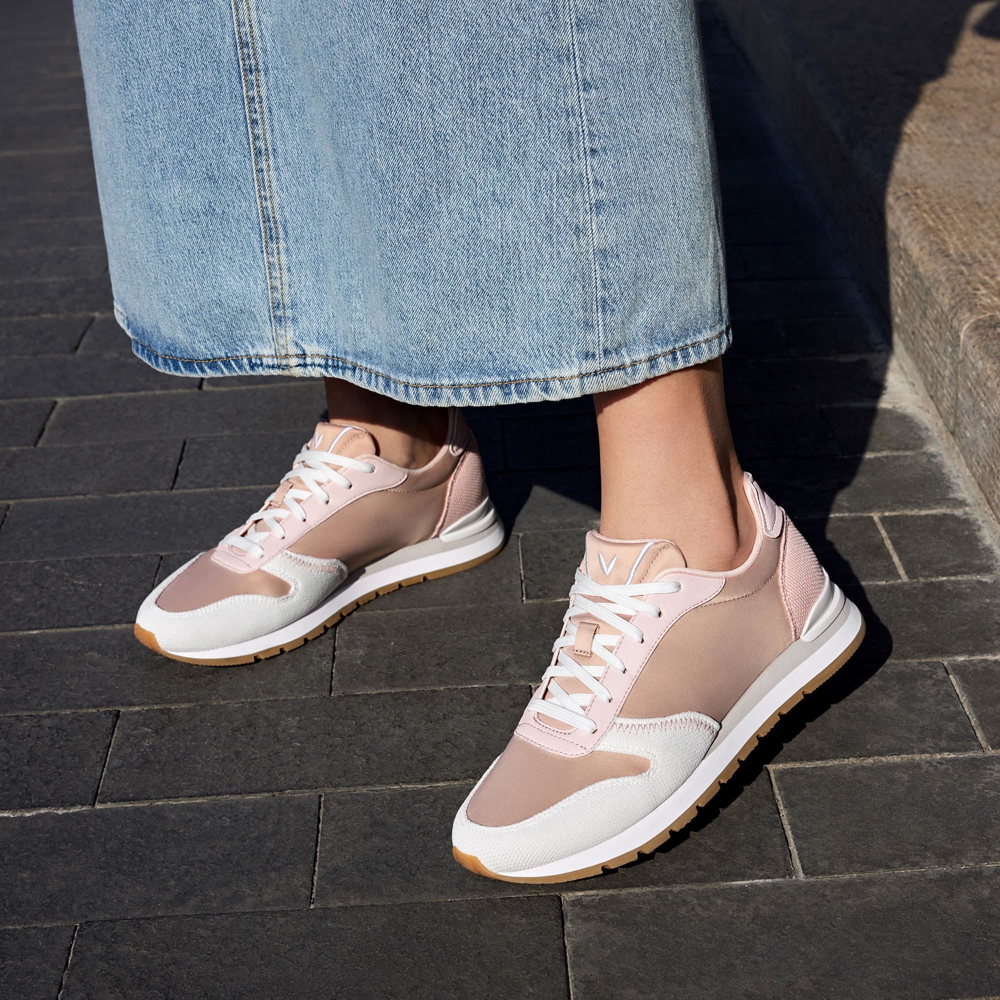 [Allegro] Unisex Satin Lux Sneakers