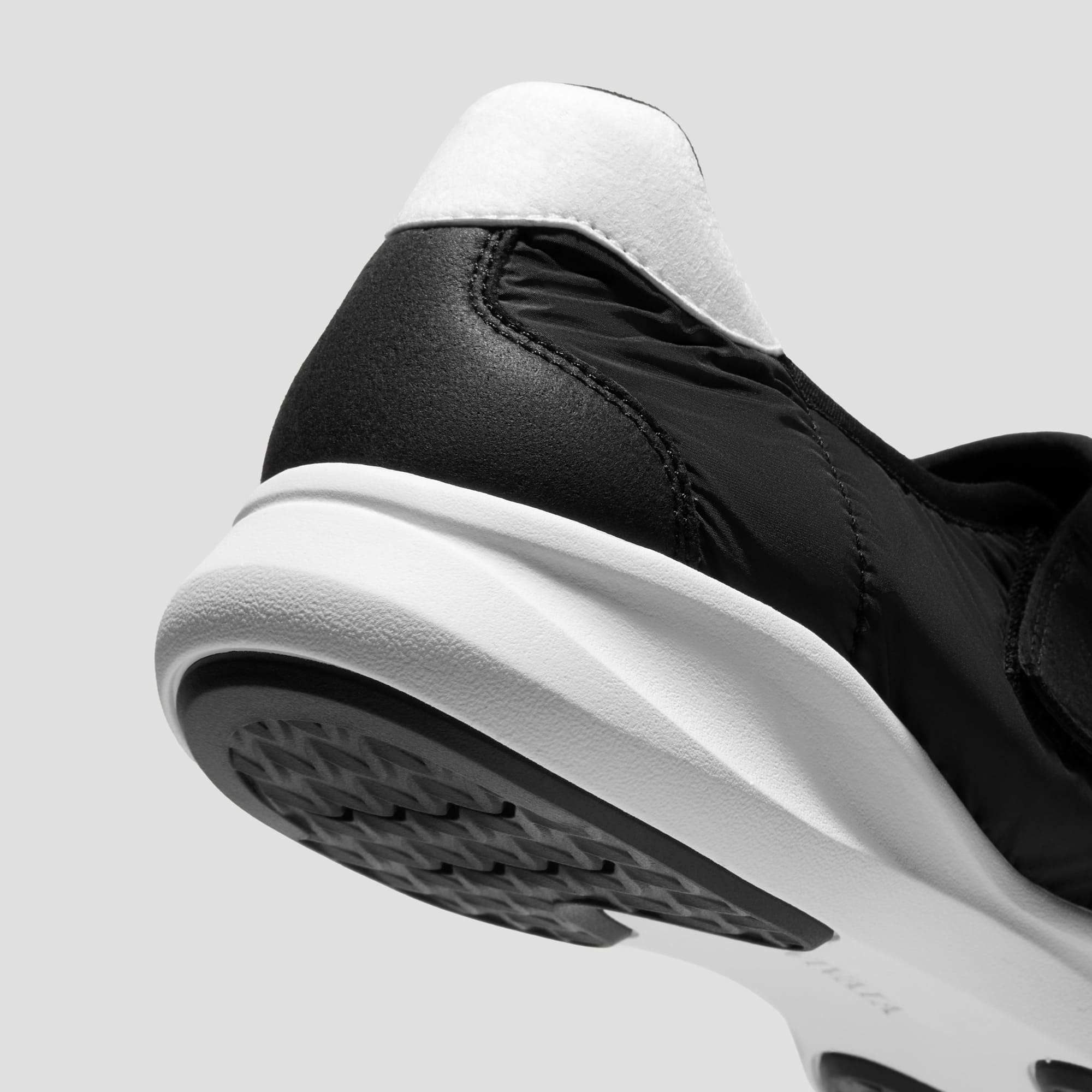 [Ivee] Round toe recycled nylon Mary Jane sneakers flat 