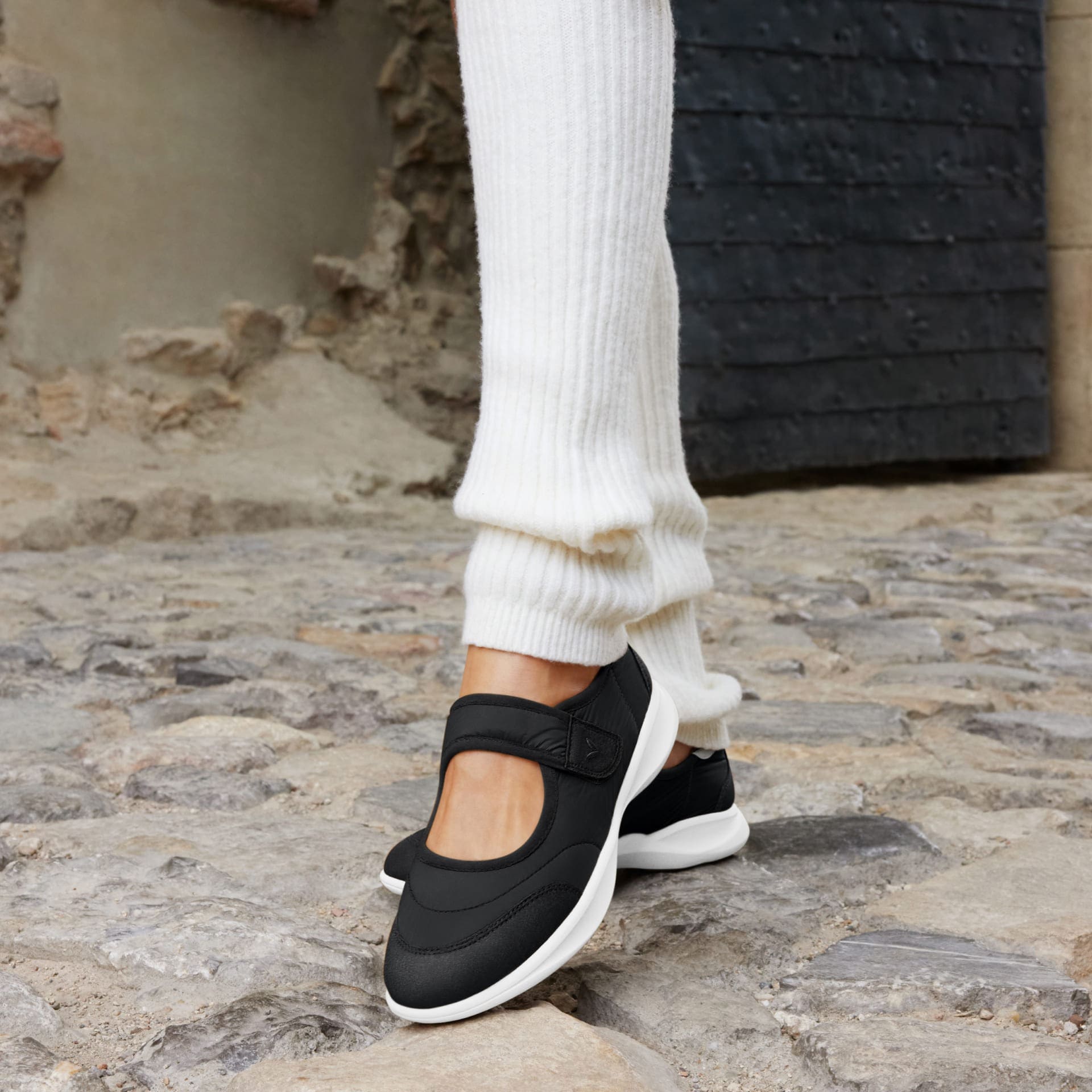 [Ivee] Round toe recycled nylon Mary Jane sneakers flat 