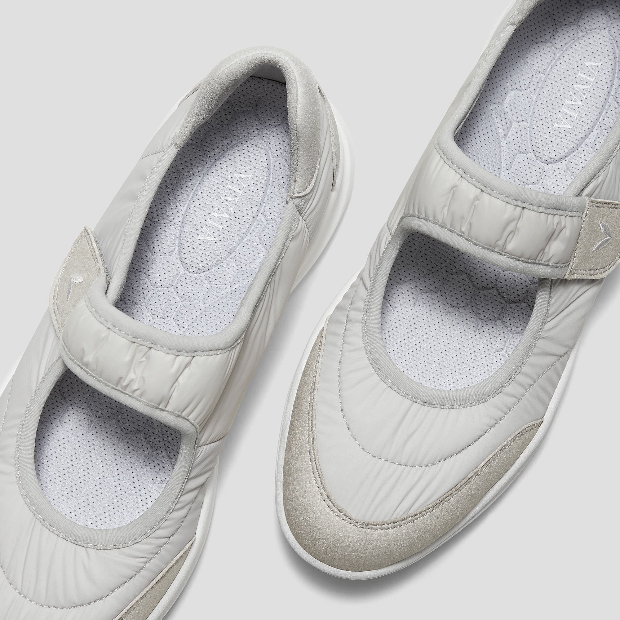 [Ivee] Round toe recycled nylon Mary Jane sneakers flat 