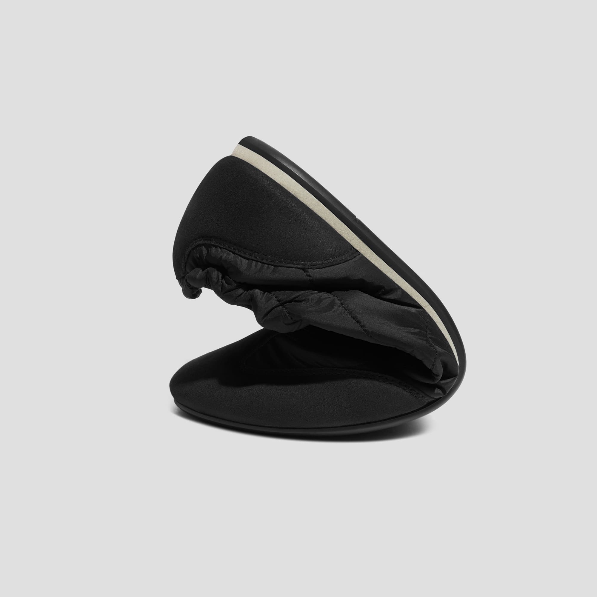 [Yancy] Jogger Nylon Sneaker Lina