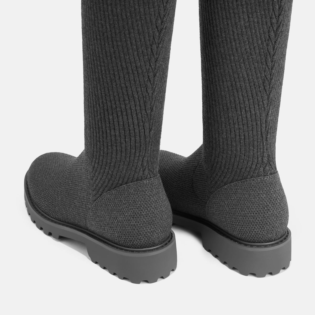 [Filipa] Round toe, water-repellent, stretchy, knee-high boots