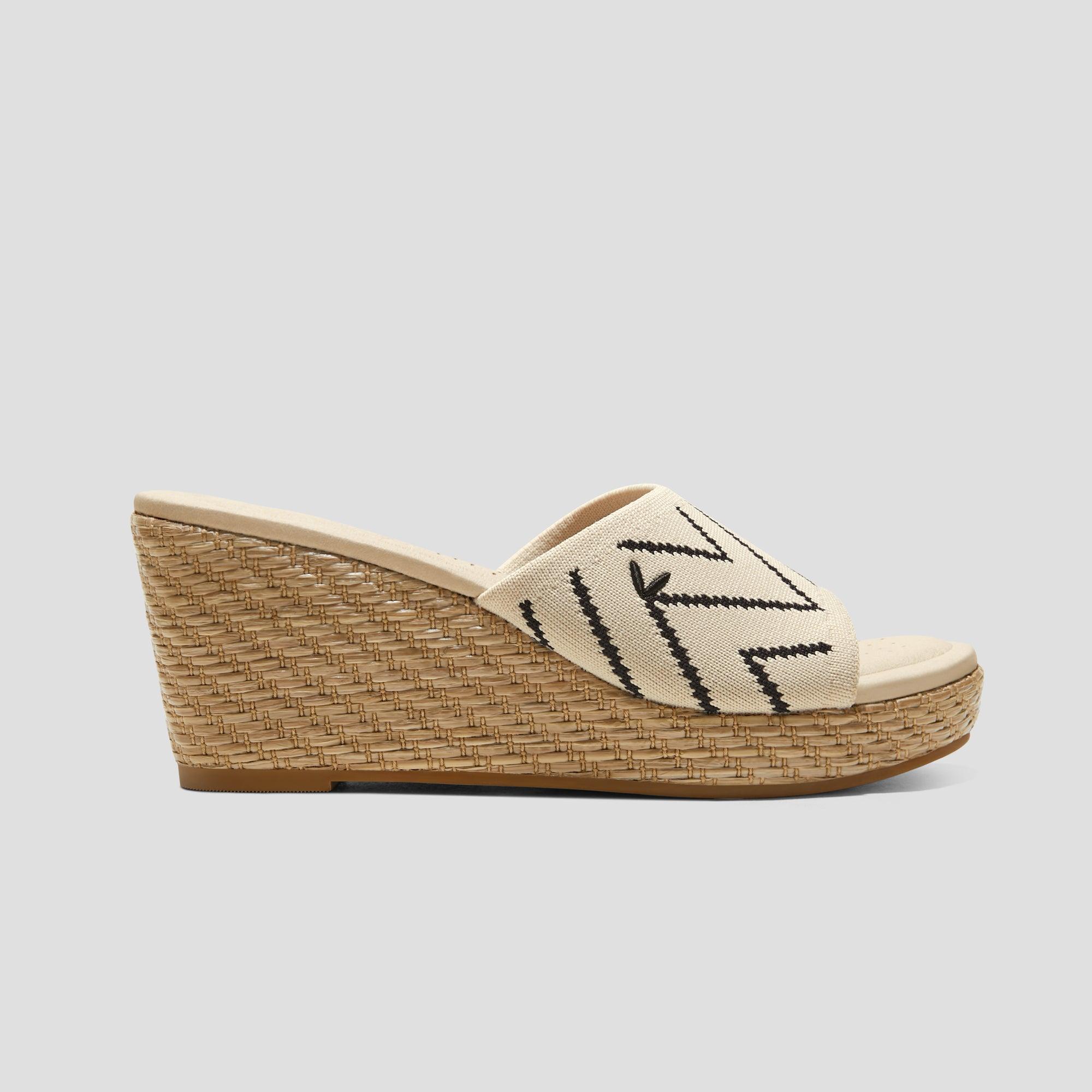 [Stacey Pro] Round toe wedge sandals