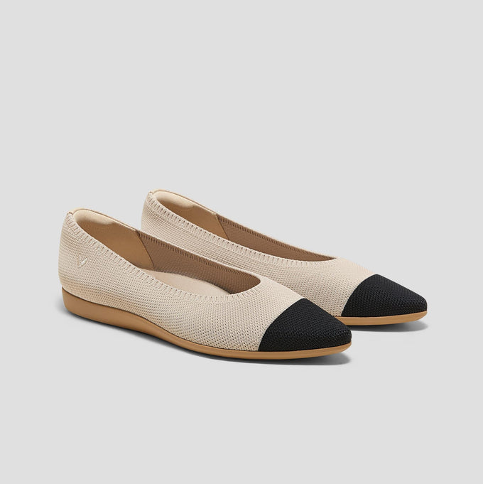 Aria Walker Super Water Repellent