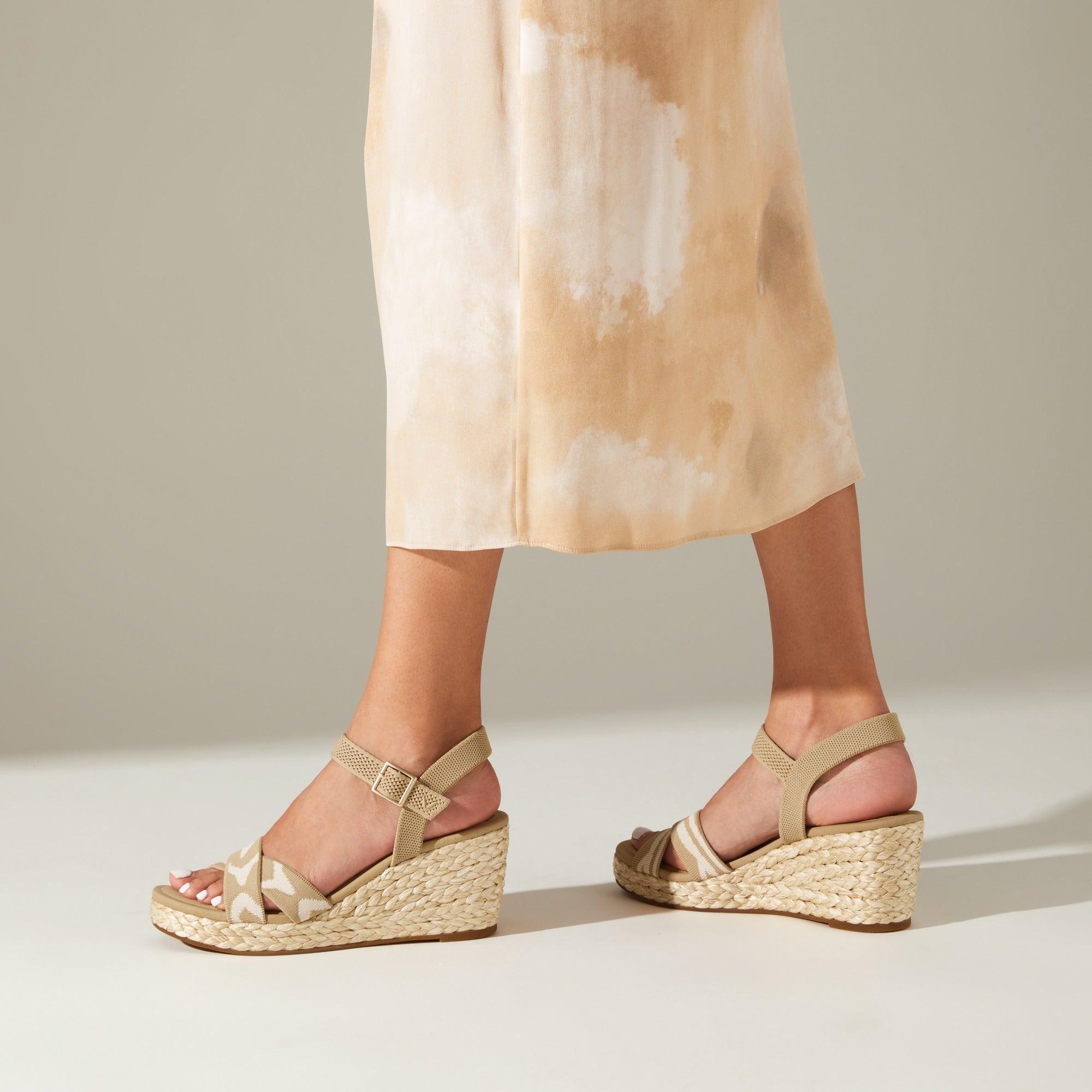[Sally Pro] AdaptAll™ Round Toe Wedge Heel Sandals